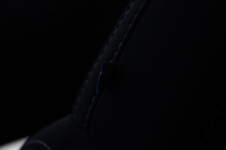 Volvo XC40 2.0 177PK Automaat Plus Black Edition 20" lichtmetalen velgen / Google infotainment / Stoelverwarming en Stuurwielverwarming / Draadloos opladen / Cruise control / Getinte ramen vanaf de B-stijl