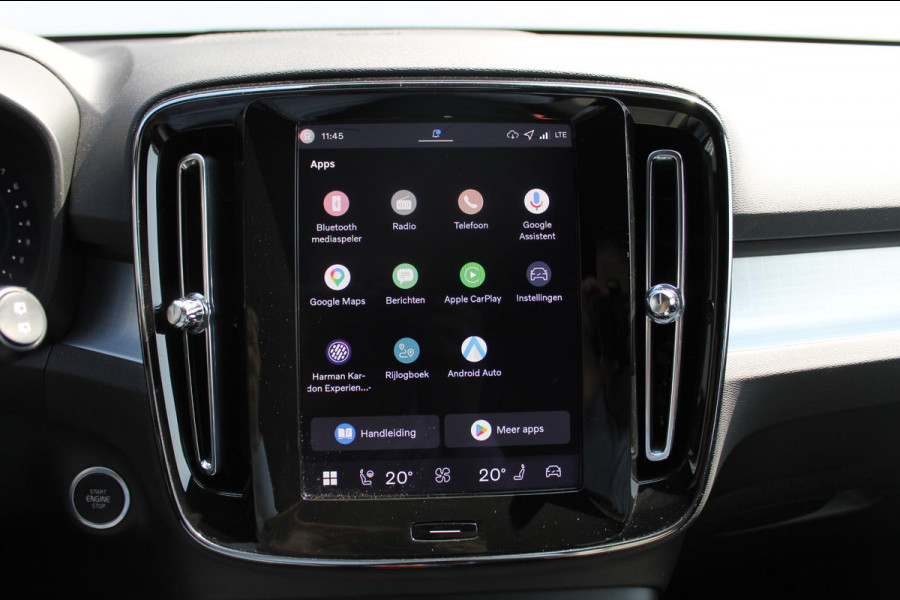 Volvo XC40 2.0 177PK Automaat Plus Black Edition 20" lichtmetalen velgen / Google infotainment / Stoelverwarming en Stuurwielverwarming / Draadloos opladen / Cruise control / Getinte ramen vanaf de B-stijl