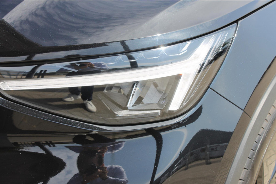 Volvo XC40 2.0 177PK Automaat Plus Black Edition 20" lichtmetalen velgen / Google infotainment / Stoelverwarming en Stuurwielverwarming / Draadloos opladen / Cruise control / Getinte ramen vanaf de B-stijl