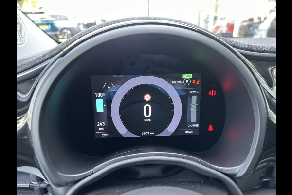 Fiat 500 Urban 42 kWh Apple/ Andoid Carplay | parkeersensoren voor en achter | 16'' |