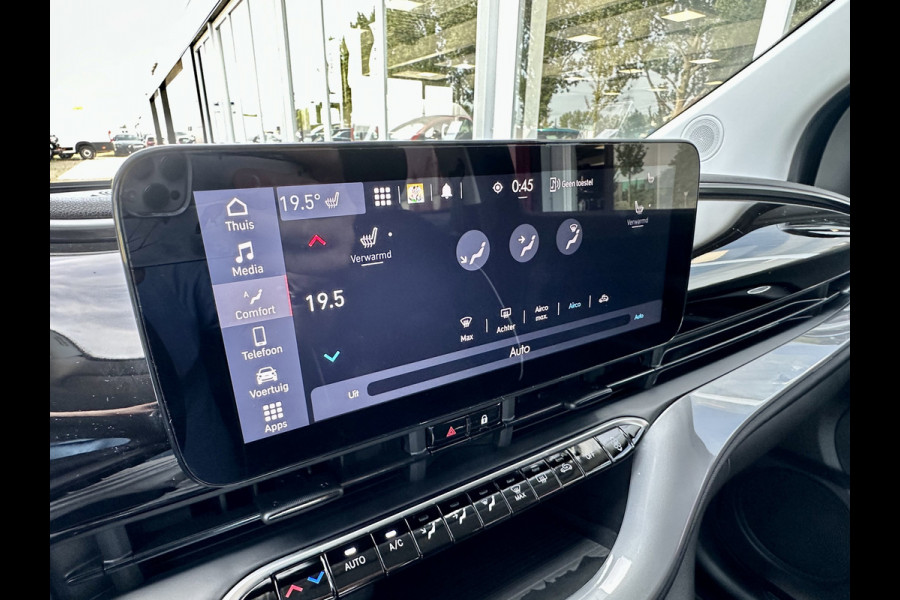 Fiat 500 Urban 42 kWh Apple/ Andoid Carplay | parkeersensoren voor en achter | 16'' |