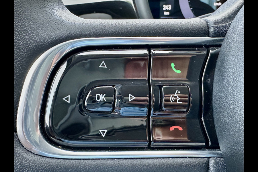 Fiat 500 Urban 42 kWh Apple/ Andoid Carplay | parkeersensoren voor en achter | 16'' |
