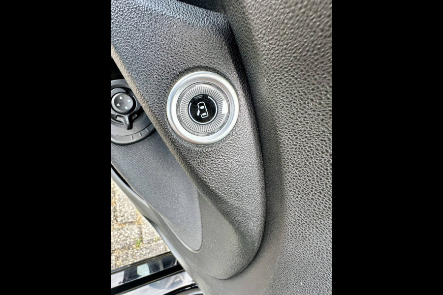 Fiat 500 Urban 42 kWh Apple/ Andoid Carplay | parkeersensoren voor en achter | 16'' |