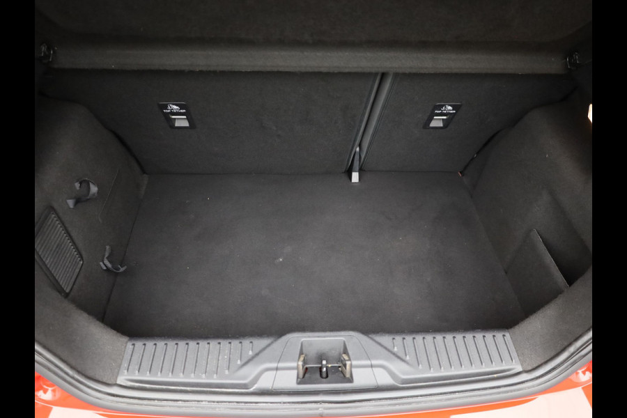 Ford Fiesta 1.0 EcoBoost Automaat ST-Line | 17'' | Stoel & Stuur verw. | Prijs Rijklaar!!