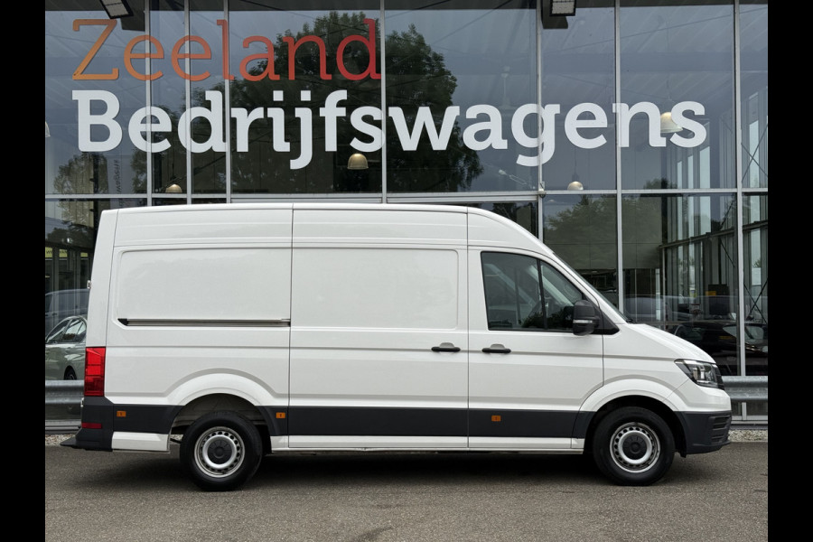 Volkswagen Crafter 30 2.0 TDI 177PK L3H3 | Adapt. cruisec. | Trekhaak | Carplay | Navi | Camera