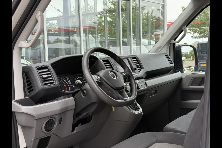 Volkswagen Crafter 30 2.0 TDI 177PK L3H3 | Adapt. cruisec. | Trekhaak | Carplay | Navi | Camera
