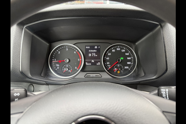 Volkswagen Crafter 30 2.0 TDI 177PK L3H3 | Adapt. cruisec. | Trekhaak | Carplay | Navi | Camera