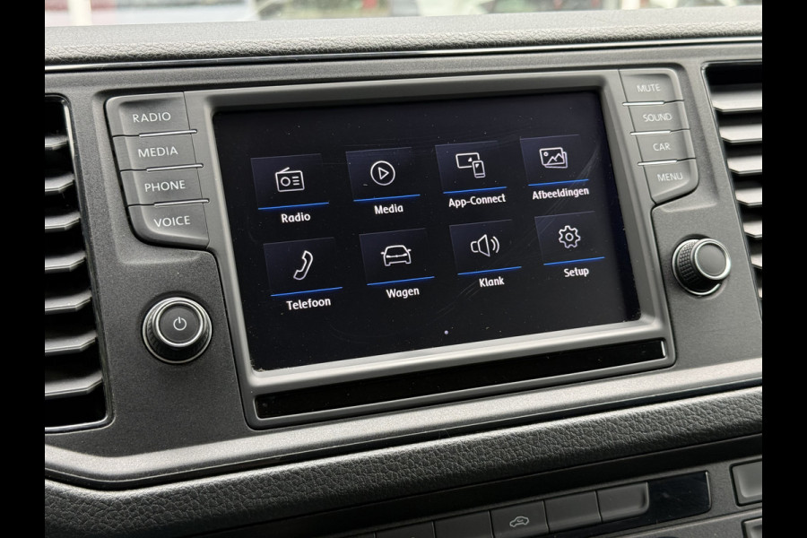 Volkswagen Crafter 30 2.0 TDI 177PK L3H3 | Adapt. cruisec. | Trekhaak | Carplay | Navi | Camera