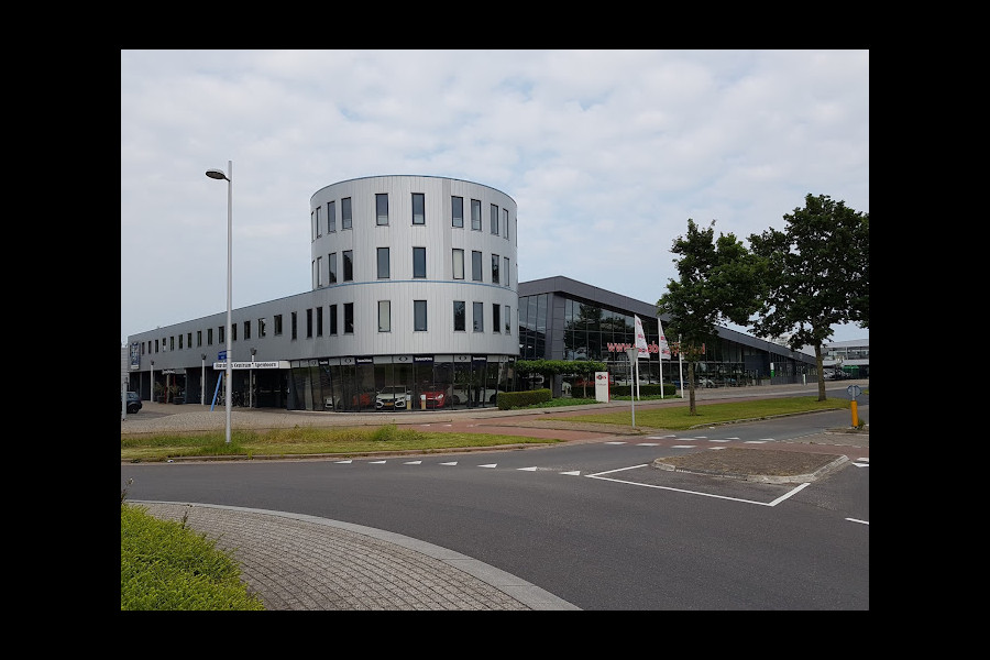 CUPRA Born Impulse 62 kWh Virtual Cockpit Apple/Android Auto PDC 24 Maanden garantie* (Vraag naar de voorwaarden)