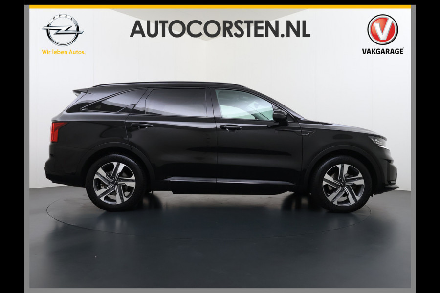Kia Sorento 1.6T-GDI 230PK Hybrid Aut. 7-Persoons Adap.Cruise Leder Panoramadak Bose®-Audio Stuur+Stoel+Achterbank Verwarming Elek.Stoelen A Elek.Achterklep Keyless Ecc Navi Camera Pdc Privacy Glas Lmv 19" Led DAB Isofix 1e Eigenaar 1.650KG Trekgewicht Origineel Nederlandse Auto