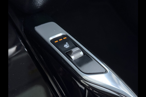 Kia Sorento 1.6T-GDI 230PK Hybrid Aut. 7-Persoons Adap.Cruise Leder Panoramadak Bose®-Audio Stuur+Stoel+Achterbank Verwarming Elek.Stoelen A Elek.Achterklep Keyless Ecc Navi Camera Pdc Privacy Glas Lmv 19" Led DAB Isofix 1e Eigenaar 1.650KG Trekgewicht Origineel Nederlandse Auto