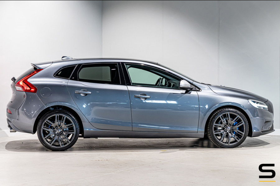 Volvo V40 1.5 T3 Polar+ Sport|R-Design|Cam|Pano|H&K|NAP|2e e