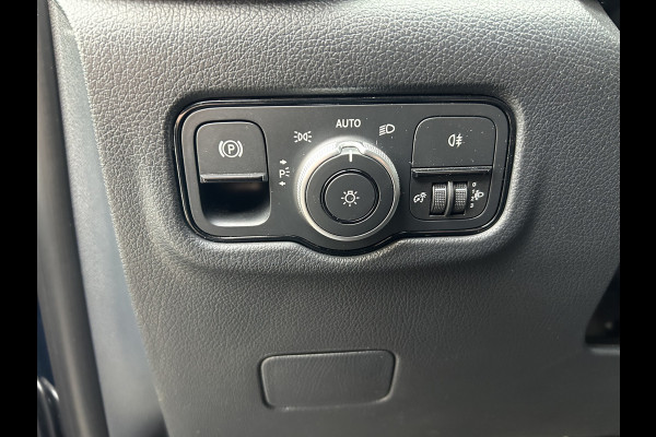 Mercedes-Benz Vito 116 CDI L3 Pro 2500KG Trekhaak / MBUX / Navigatie / Camera / Cruise control / Airco / LMV / Achterdeuren