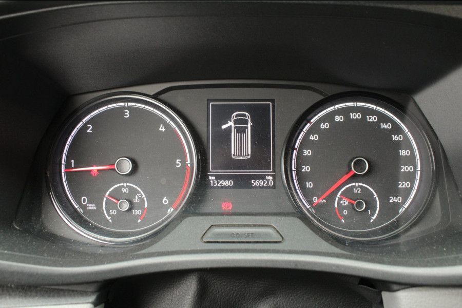 Volkswagen Transporter 2.0 TDI 150pk L2H1 28 Navigatie Trekhaak Imperiaal
