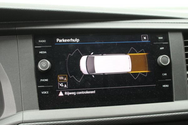 Volkswagen Transporter 2.0 TDI 150pk L2H1 28 Navigatie Trekhaak Imperiaal