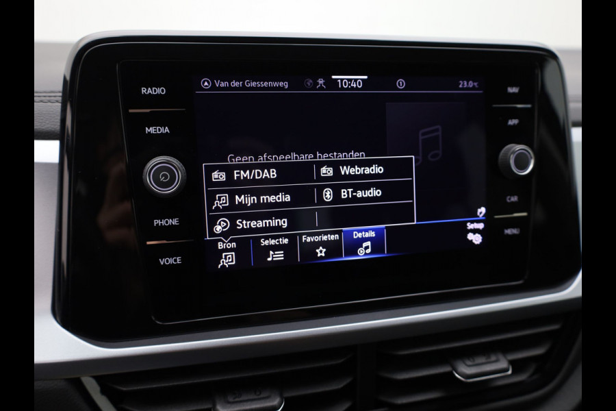 Volkswagen T-Roc 1.0 TSI Life Business | Stoelverwarming | Allseason banden | Prijs Rijklaar!!
