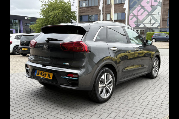 Kia e-Niro ExecutiveLine 64 kWh | 65.500 KM | SOH 100% | Panorama Dak | Volledig Lederen Interieur |