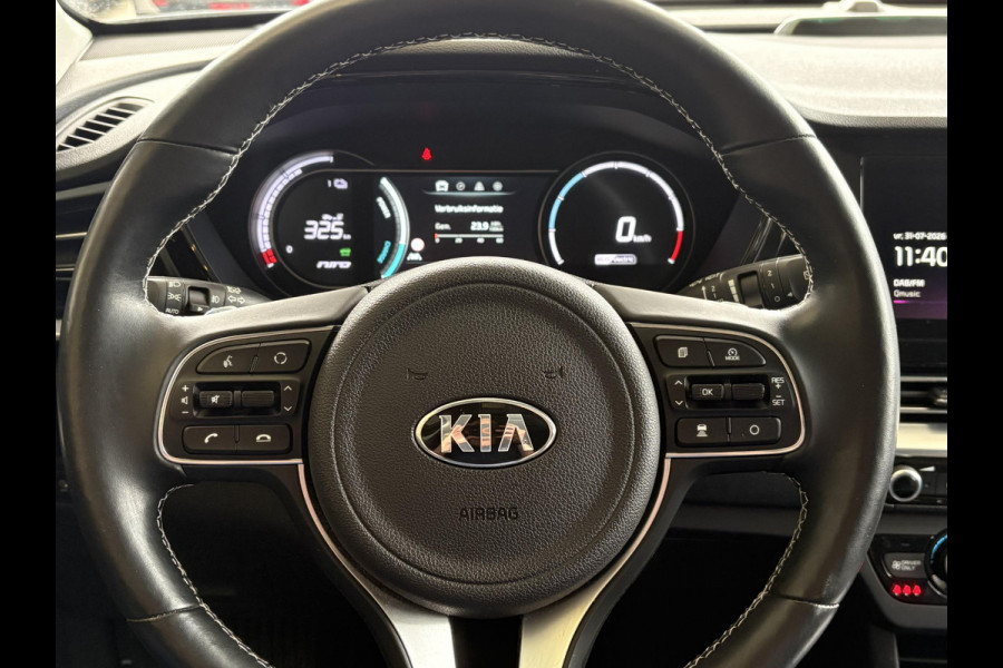 Kia e-Niro ExecutiveLine 64 kWh | 65.500 KM | SOH 100% | Panorama Dak | Volledig Lederen Interieur |
