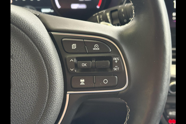 Kia e-Niro ExecutiveLine 64 kWh | 65.500 KM | SOH 100% | Panorama Dak | Volledig Lederen Interieur |