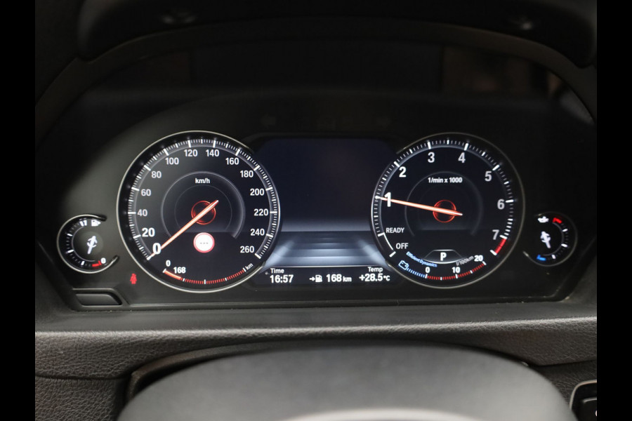 BMW 3 Serie Touring 318i M Sport Edition | Head Up | Elk. A-klep | 19'' | Leder | Stoelverw. | Prijs Rijklaar!!