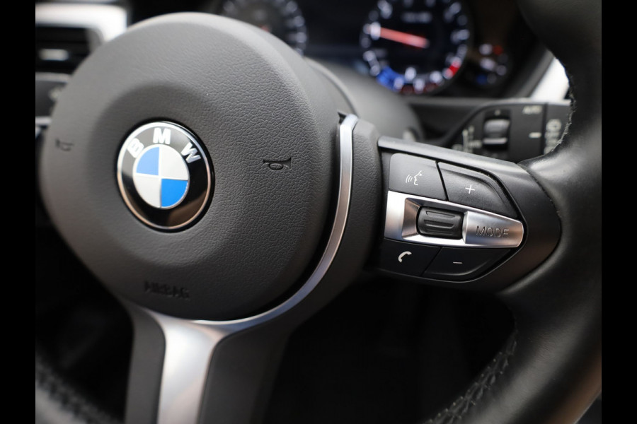 BMW 3 Serie Touring 318i M Sport Edition | Head Up | Elk. A-klep | 19'' | Leder | Stoelverw. | Prijs Rijklaar!!