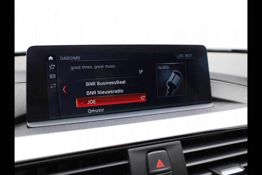 BMW 3 Serie Touring 318i M Sport Edition | Head Up | Elk. A-klep | 19'' | Leder | Stoelverw. | Prijs Rijklaar!!