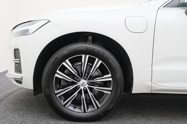 Volvo XC60 2.0 T6 Plug-in hybrid AWD Inscription Leer, Panoramadak, Memory, Camera, Apple Carplay, Keyless