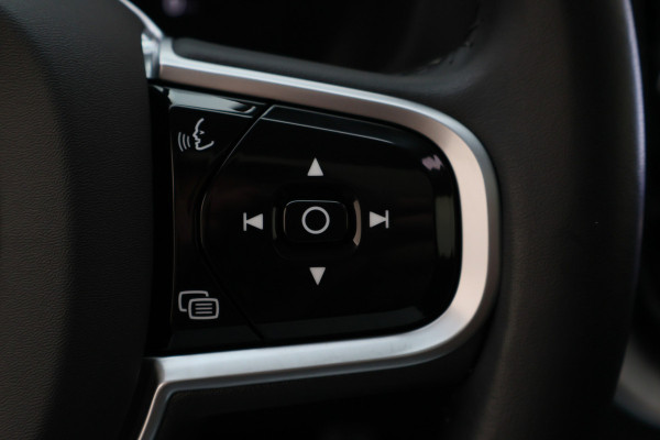 Volvo XC60 2.0 T6 Plug-in hybrid AWD Inscription Leer, Panoramadak, Memory, Camera, Apple Carplay, Keyless