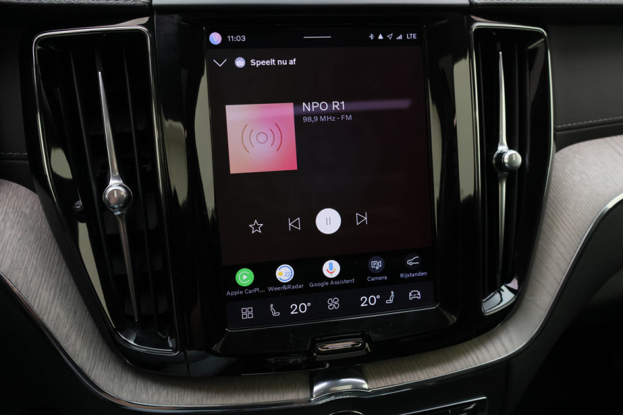 Volvo XC60 2.0 T6 Plug-in hybrid AWD Inscription Leer, Panoramadak, Memory, Camera, Apple Carplay, Keyless
