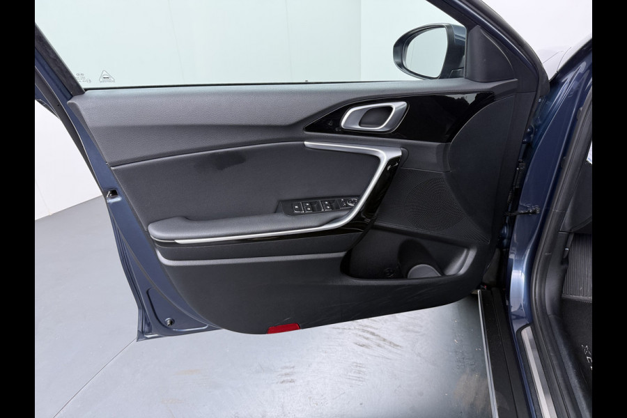 Kia Xceed 1.0 T-GDi DynamicLine - Navigatie - Cruise Control - Apple CarPlay/Android Auto - Trekhaak - Achteruitrijcamera - BOVAG Garantie