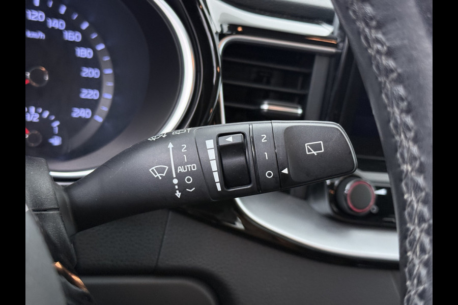 Kia Xceed 1.0 T-GDi DynamicLine - Navigatie - Cruise Control - Apple CarPlay/Android Auto - Trekhaak - Achteruitrijcamera - BOVAG Garantie