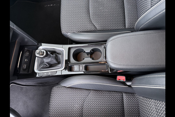 Kia Xceed 1.0 T-GDi DynamicLine - Navigatie - Cruise Control - Apple CarPlay/Android Auto - Trekhaak - Achteruitrijcamera - BOVAG Garantie