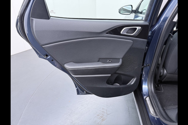 Kia Xceed 1.0 T-GDi DynamicLine - Navigatie - Cruise Control - Apple CarPlay/Android Auto - Trekhaak - Achteruitrijcamera - BOVAG Garantie