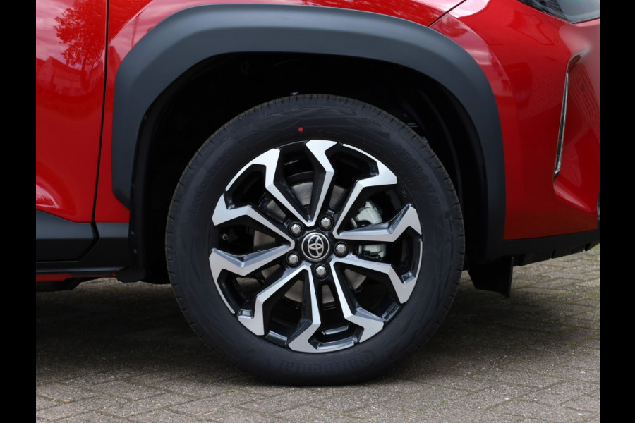 Toyota Yaris Cross 1.5 Hybrid 130 Dynamic | Stoel/Stuurwielverwarming | Dodehoek | PDC