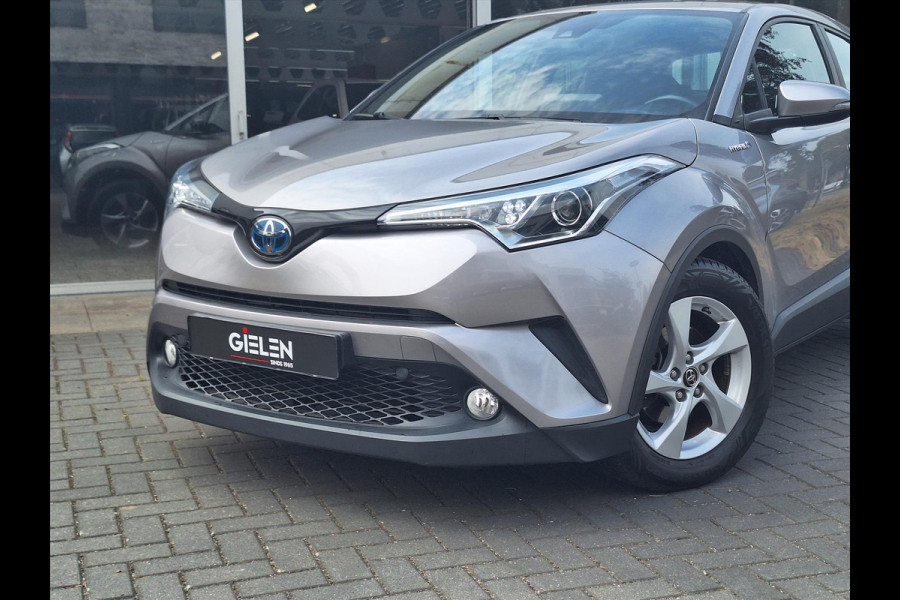 Toyota C-HR 1.8 Hybrid Dynamic | Trekhaak, Keyless, 17 inch, Parkeercamera, Adaptive cruise control, Climate control
