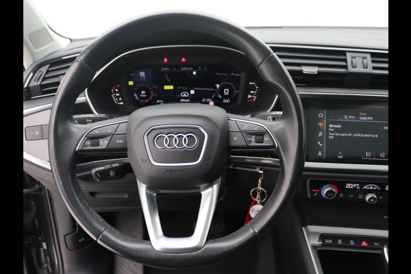 Audi Q3 Sportback 35 TFSI S-Line Pano, Trekhaak, Carplay