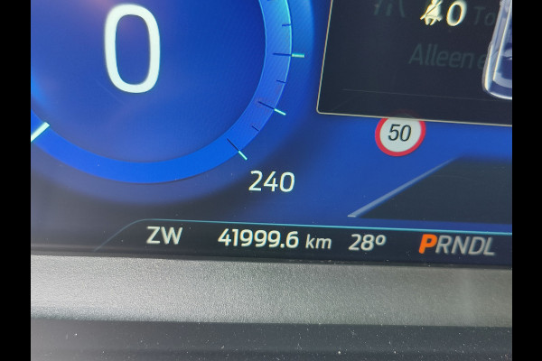 Ford Kuga 2.5 PHEV ST-Line uit 2023 Rijklaar + 12 maanden Bovag-garantie Henk Jongen Auto's in Helmond,  al 50 jaar service zoals 't hoort!
