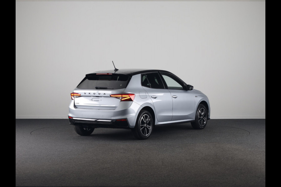 Škoda Fabia 1.0 TSI Monte Carlo | Smokey Diamond Metallic | Hill start Assist | Verwarmbare Voorstoelen | Draadloze Carplay