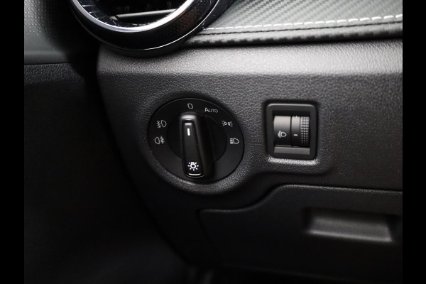 Škoda Fabia 1.0 TSI Monte Carlo | Smokey Diamond Metallic | Hill start Assist | Verwarmbare Voorstoelen | Draadloze Carplay