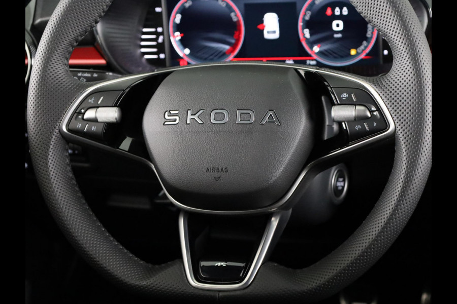 Škoda Fabia 1.0 TSI Monte Carlo | Smokey Diamond Metallic | Hill start Assist | Verwarmbare Voorstoelen | Draadloze Carplay