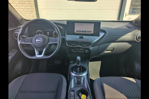 Nissan Juke 1.0 DIG-T N-Connecta AUTOMAAT uit 2024 Rijklaar + 12 maanden Bovag-garantie  Henk Jongen Auto's in Helmond,  al 50 jaar service zoals 't hoort!