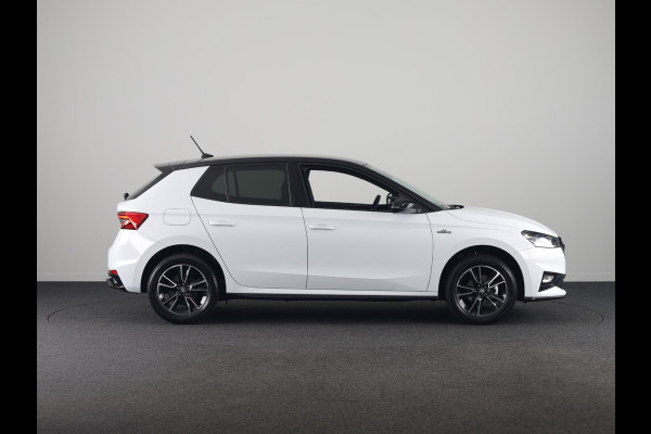 Škoda Fabia Monte Carlo 1.0 TSI 70 kW / 95 PK Hatchback 5 vers | Moon White + Black Magic | Travel Assist Pakket | Hill Start Assist | Verwarmbare Voorstoelen