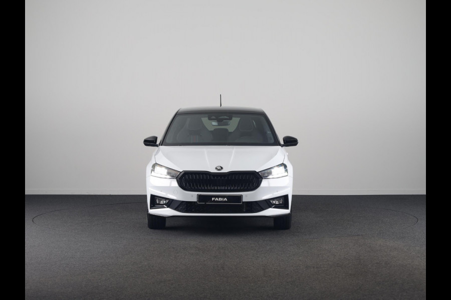 Škoda Fabia Monte Carlo 1.0 TSI 70 kW / 95 PK Hatchback 5 vers | Moon White + Black Magic | Travel Assist Pakket | Hill Start Assist | Verwarmbare Voorstoelen