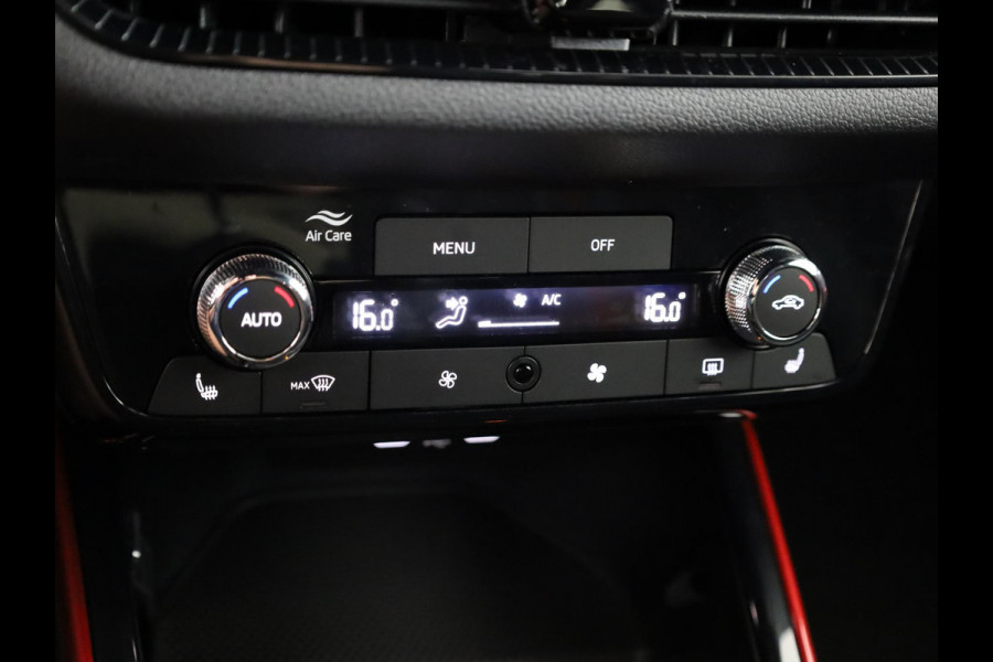 Škoda Fabia 1.0 TSI Monte Carlo | Timiano Green Black Magic | Travel Assist Pakket | Verwarmbare Voorstoelen | Hill Start Assist