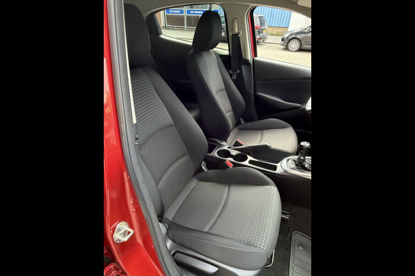 Mazda 2 1.5 Skyactiv-G Dynamic+ - Apple CarPlay / Navigatie I Airco I Sport velgen I 97.000 KM Dealer onderhouden