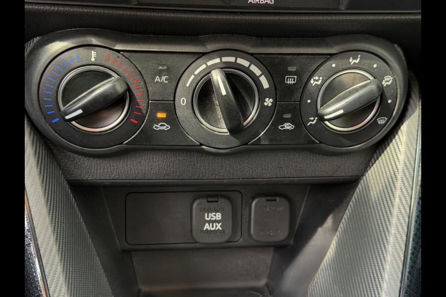 Mazda 2 1.5 Skyactiv-G Dynamic+ - Apple CarPlay / Navigatie I Airco I Sport velgen I 97.000 KM Dealer onderhouden