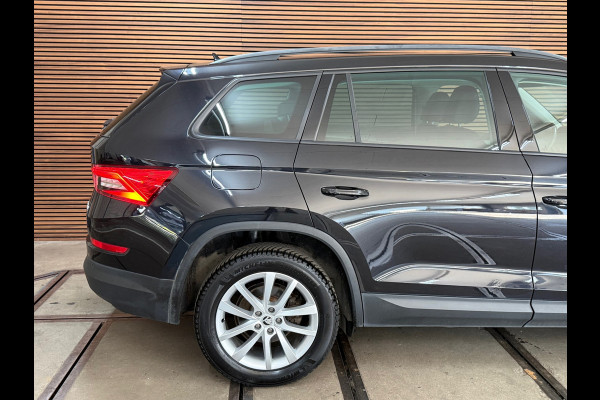 Škoda Kodiaq 1.5 TSI Ambition 7p. | 7-persoons | Carplay & Android Auto | Trekhaak | Camera | Stoelverwarming | KESSY | 18 Inch
