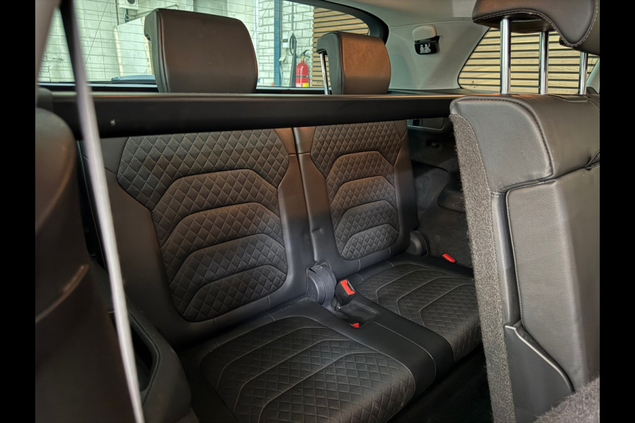 Škoda Kodiaq 1.5 TSI Ambition 7p. | 7-persoons | Carplay & Android Auto | Trekhaak | Camera | Stoelverwarming | KESSY | 18 Inch