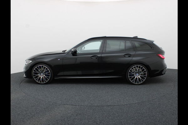 BMW 3 Serie Touring 320i High Executive Edition | 20'' | Pano | Head Up | Elk. A-klep | Camera | Prijs Rijklaar!!