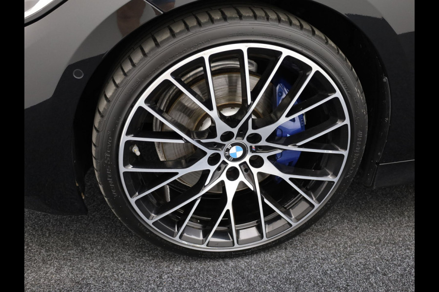 BMW 3 Serie Touring 320i High Executive Edition | 20'' | Pano | Head Up | Elk. A-klep | Camera | Prijs Rijklaar!!
